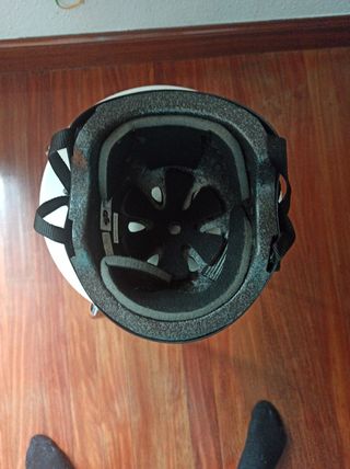 Casco DC patinete 56 cm