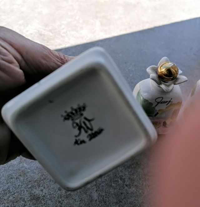 Contenitori per profumo