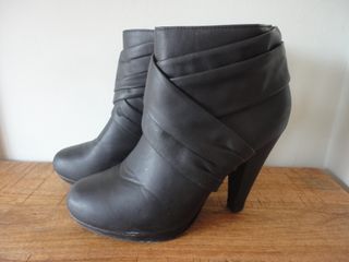 BOTINES MARIPAZ TALLA 37