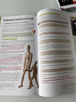 Filosofía 1°Bachillerato de Ed. Oxford