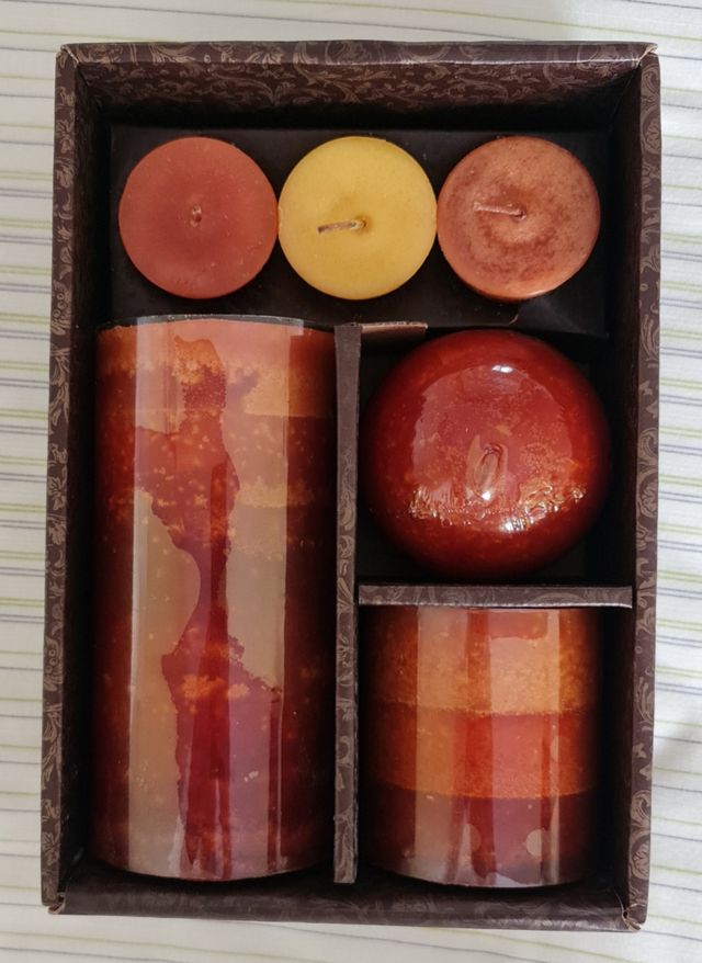 Caja de velas perfumadas