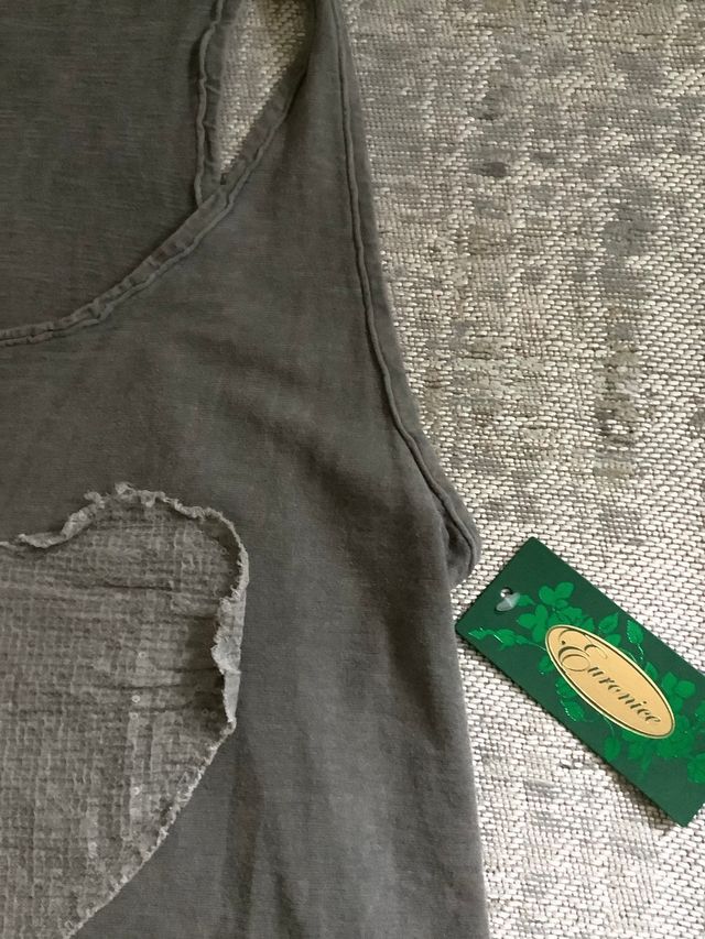 Camiseta con corazón en TU