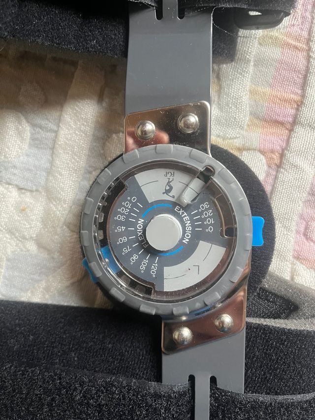 Tutore ginocchio post operatorio