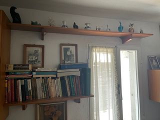 Estanterías murales de pino macizo