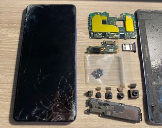 Honor Magic 4 Lite partes