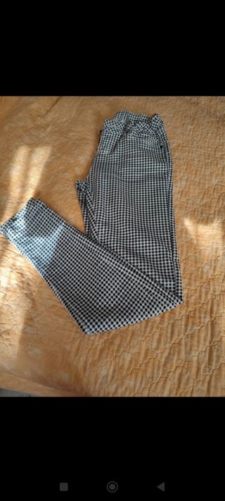 Pantalón con dibujo pata de gallo, nuevo.