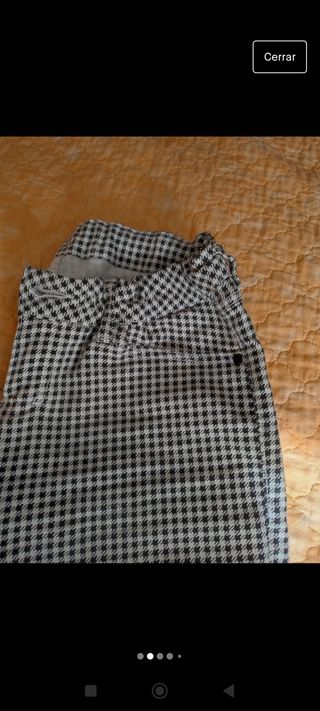 Pantalón con dibujo pata de gallo, nuevo.