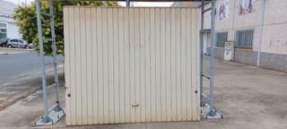 Hojas de puertas basculantes