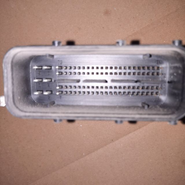 centralita motor hyundai i30 1.4 99cv año 2012