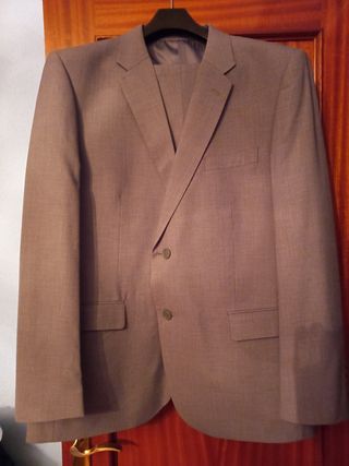 traje de caballero, buena calidad