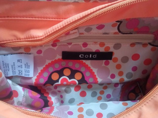 Top y bolso de Cold Alaska