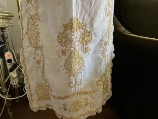 Mantilla y delantal