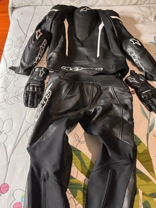 EQUIPACION COMPLETA alpinestar traje casco botas