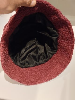 Gorro fucsia.Contorno 56/60cm.