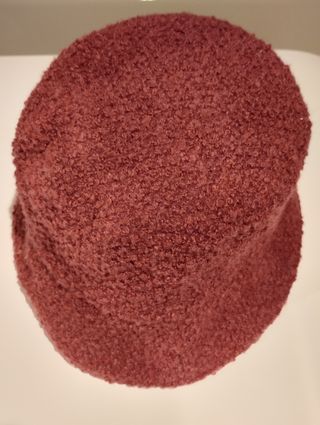Gorro fucsia.Contorno 56/60cm.