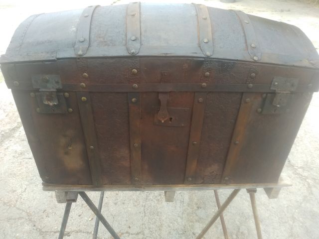 baúl antiguo para restaurar