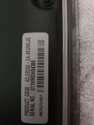 Televisor LED 42" LG 42LE8500