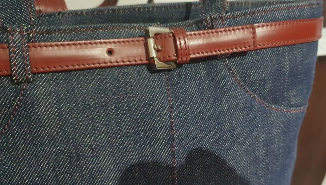 Bolso de mano o de hombro