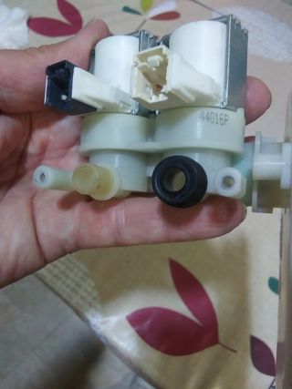 Bomba de entrada de agua lavadora indesit