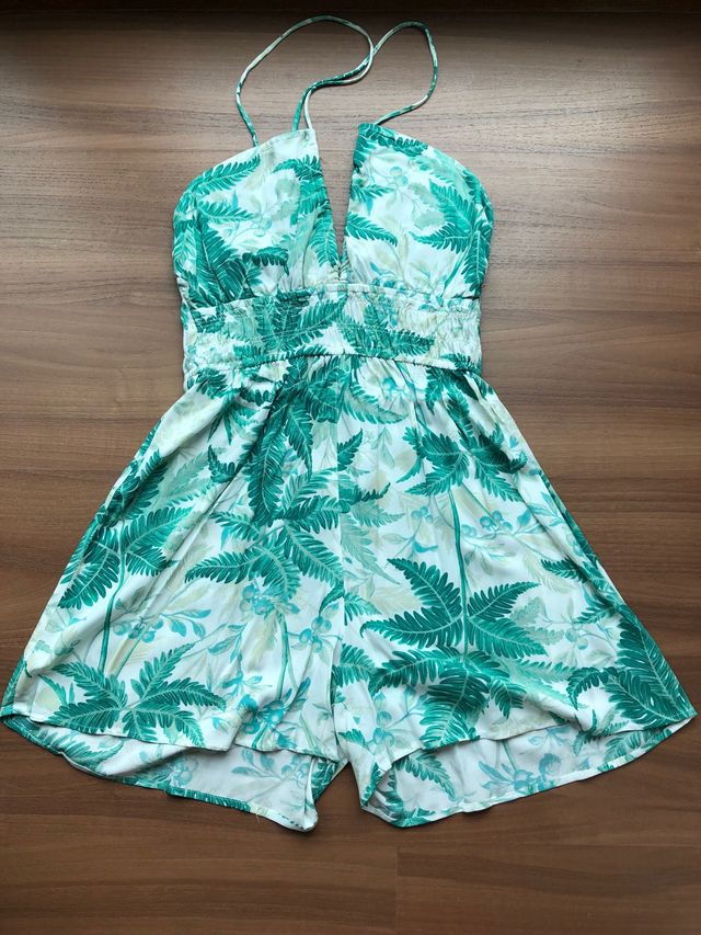 Macacão H&M tamanho L-Novo