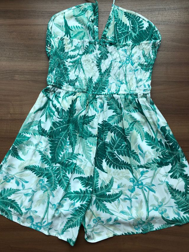 Macacão H&M tamanho L-Novo