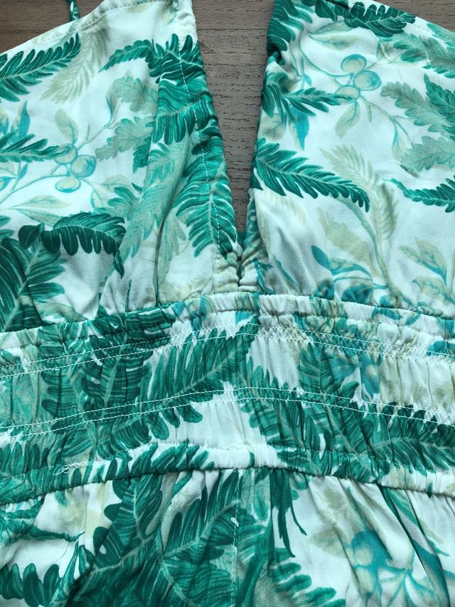 Macacão H&M tamanho L-Novo