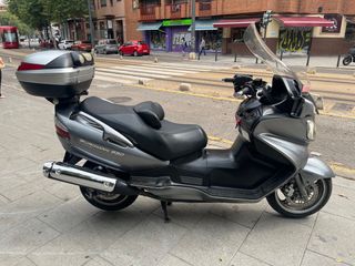Se vende Suzuki Burgman Executive 650