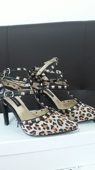 Zapatos tacón mujer. Talla 36.
