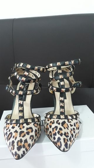 Zapatos tacón mujer. Talla 36.