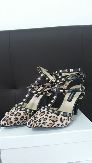 Zapatos tacón mujer. Talla 36.
