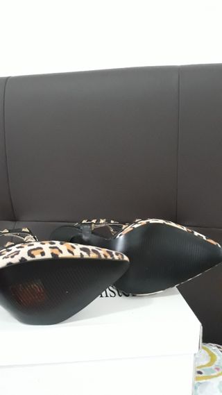 Zapatos tacón mujer. Talla 36.