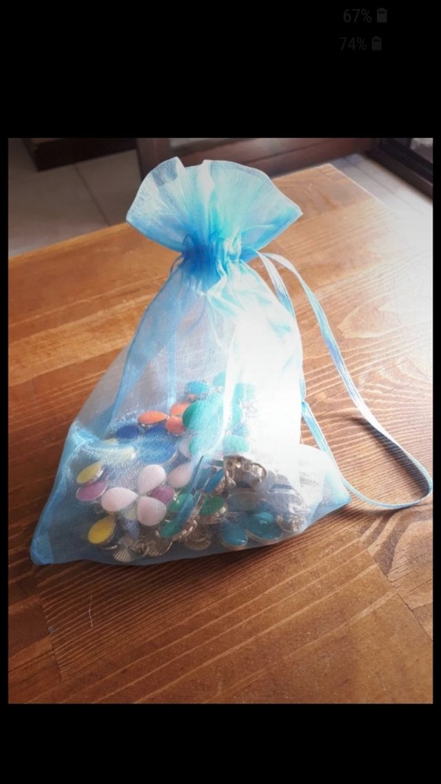 Collana vintage color oro con pendenti in ceramica