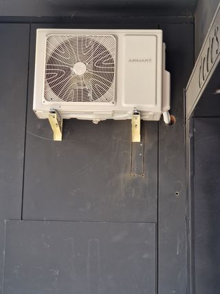 servicio manitas instalación de aire acondicionado