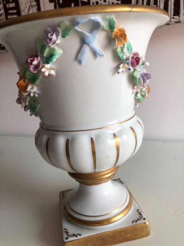 Linda jarra porcelana Artibus