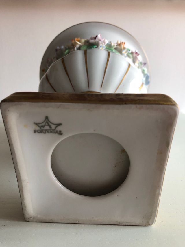 Linda jarra porcelana Artibus