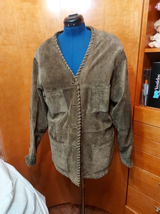 Chaqueta verde de piel ante