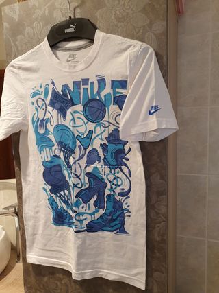 Nike T-shirt 