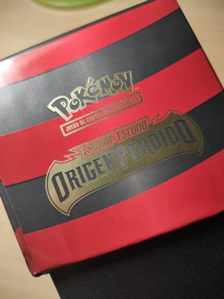 Caja Pokemon TCG Origen perdido