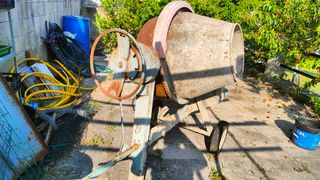 Hormigonera Umacon U160 eléctrica monofasica