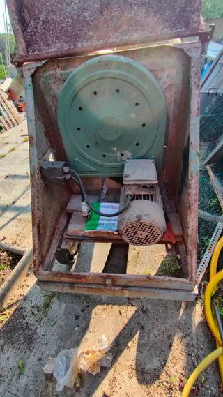 Hormigonera Umacon U160 eléctrica monofasica