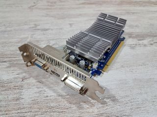 Nvidia N210 512MB DDR2 (ASUS)