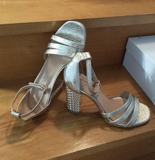 Sandalias doradas de Román Polanski número 38 