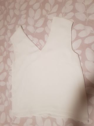 Blusa Blanca escote pico