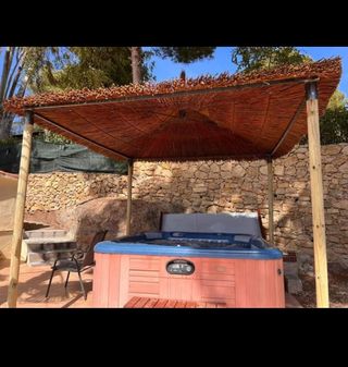 se hacen sombrillas de brezo esparto mimbre y carr