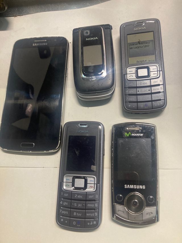 Lote de mobiles funcionando