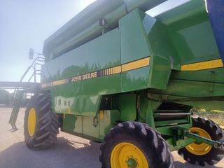 John Deere 2054