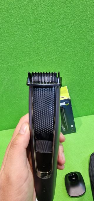 Philips Barbero Serie 5000 Recortadora 00375E