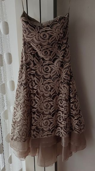 Vestido y torera de encaje boda Bain de Nuit. M.