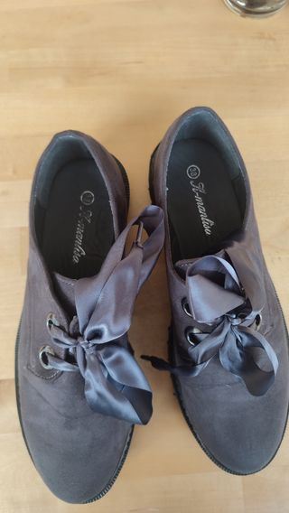 Zapatos de ante con cordones grises plataforma 