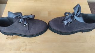 Zapatos de ante con cordones grises plataforma 